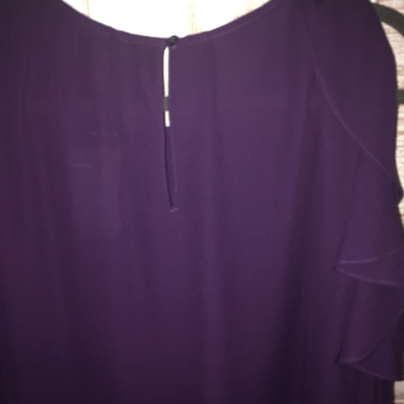 Banana Republic Blouse. Petite large. - Picture 3 of 3